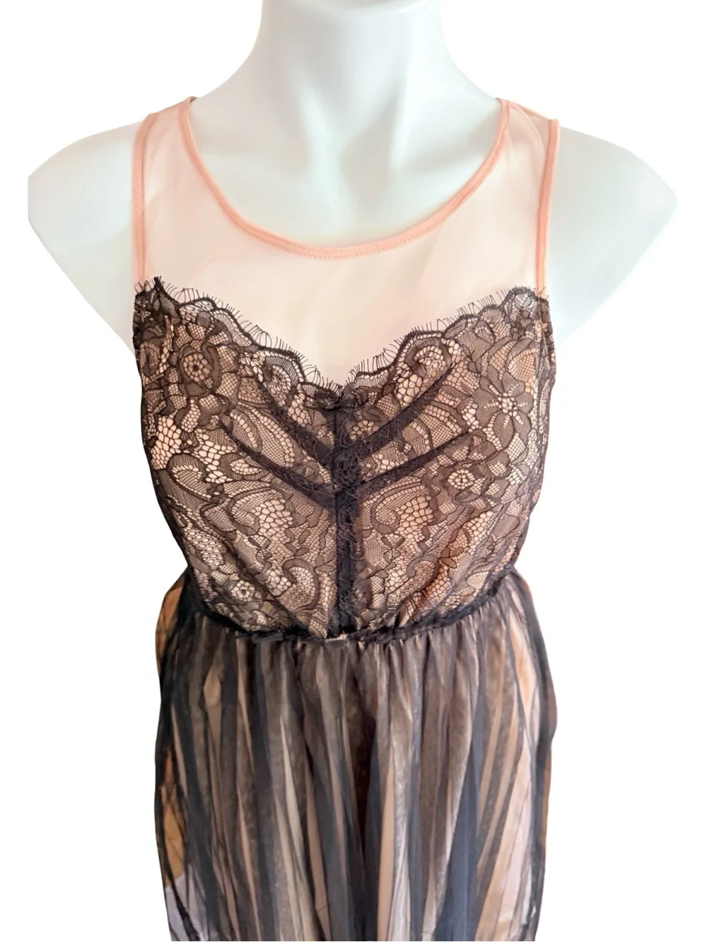 Pins & Needles Black Blush Lace Tulle Babydoll Mini Dress Keyhole Back Sz S - Picture 3 of 9